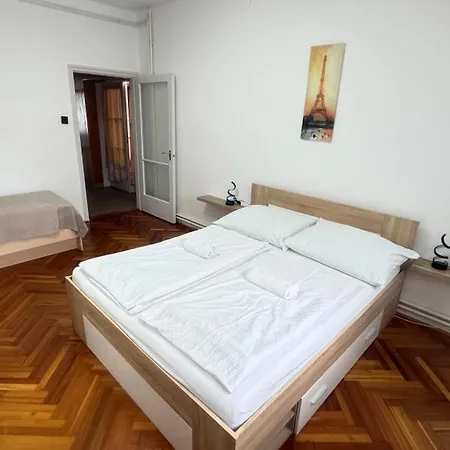Apartment Pingvin Cukraszda *